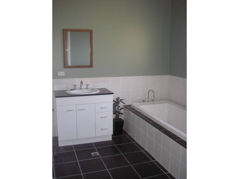 6 Valencia Avenue, Mildura VIC 3500