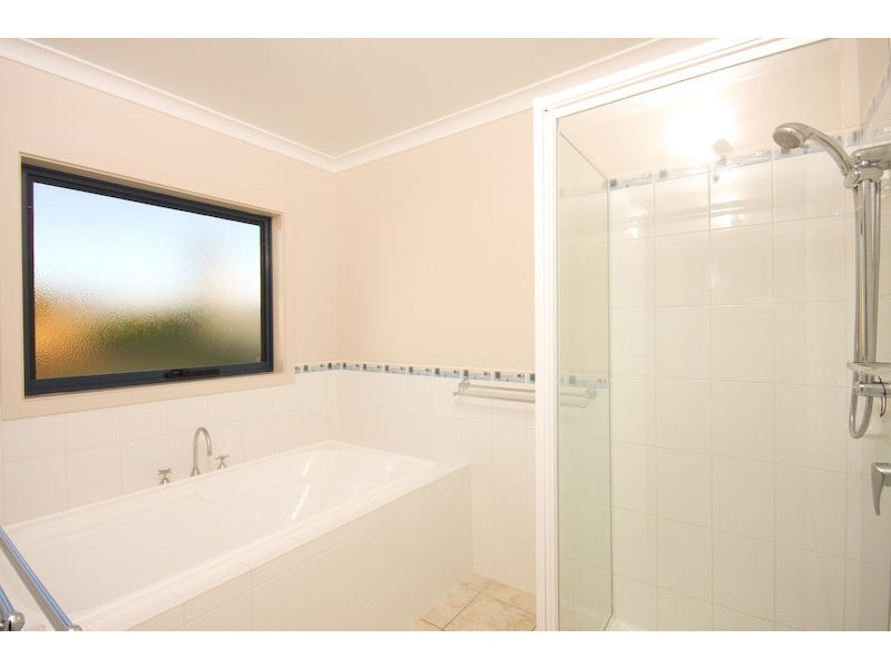 30 Summer Drive, Gol Gol NSW 2738