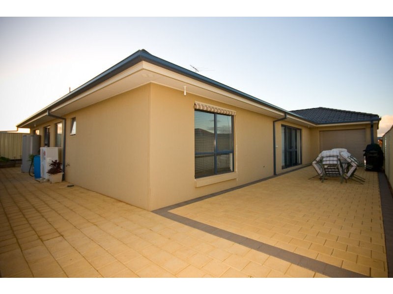 30 Summer Drive, Gol Gol NSW 2738