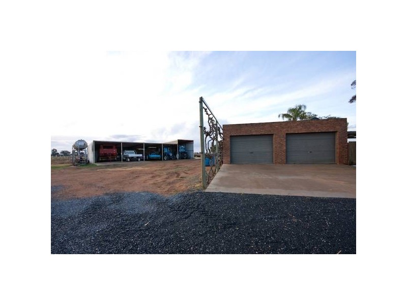 729 Karadoc Avenue, Irymple VIC 3498