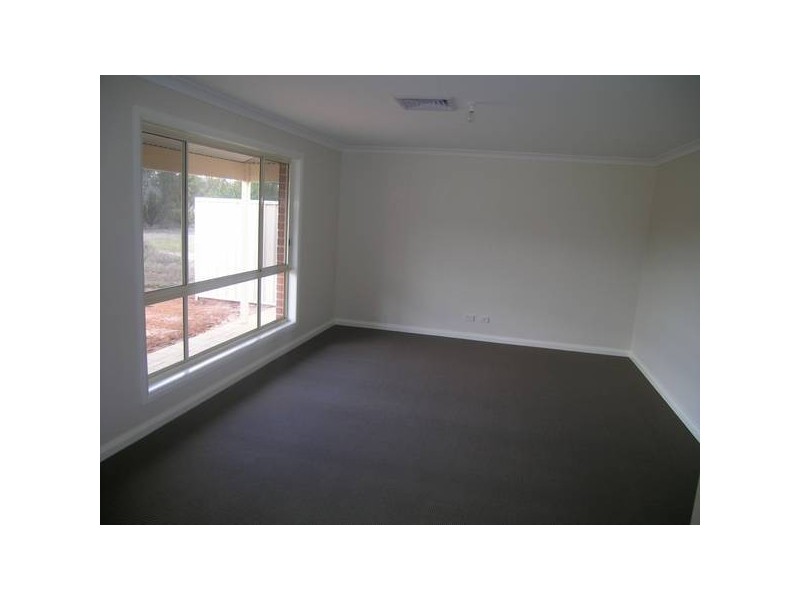 11 Cynthia Close, Mildura VIC 3500