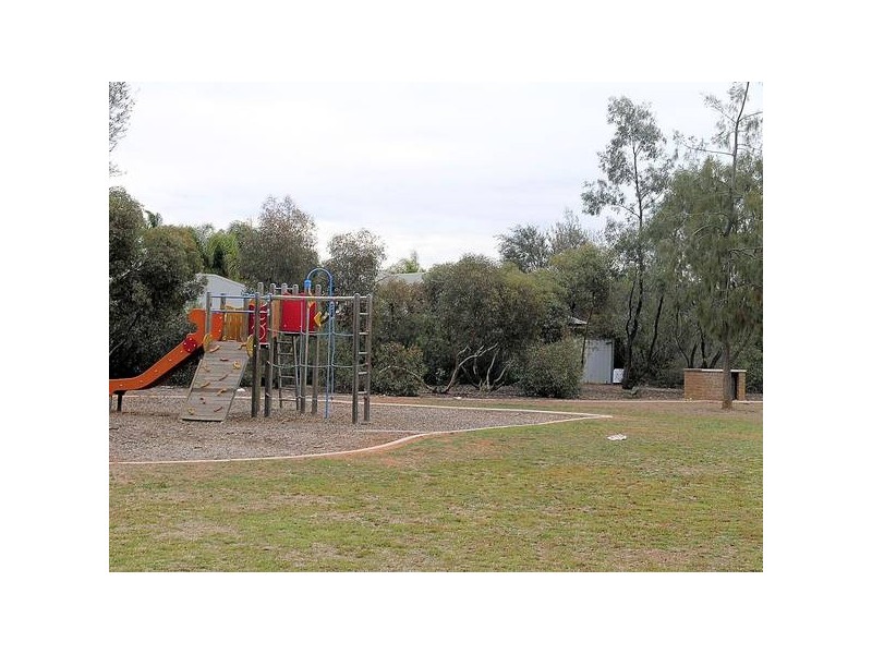 11 Cynthia Close, Mildura VIC 3500