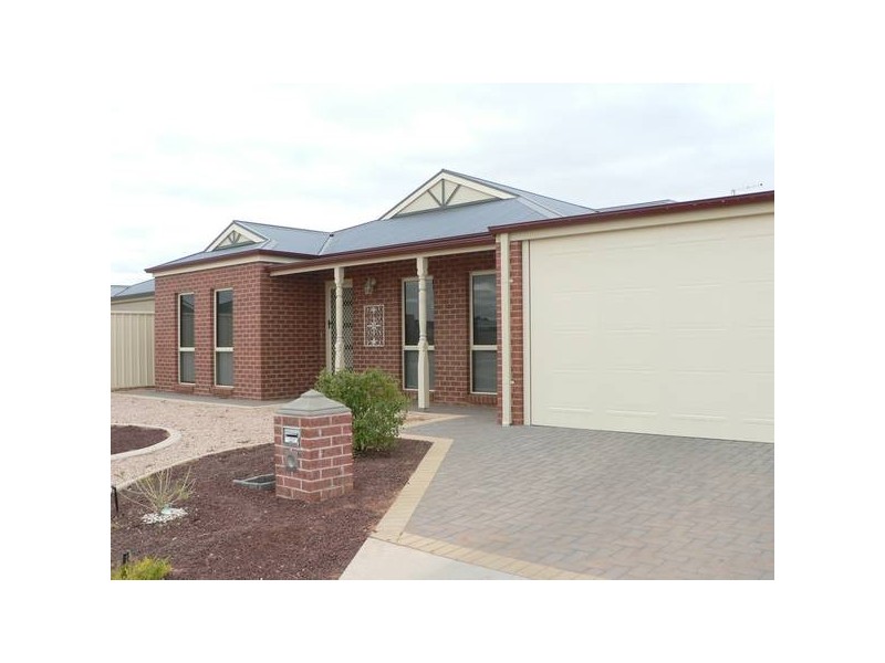 10 Orlando Court, Mildura VIC 3500