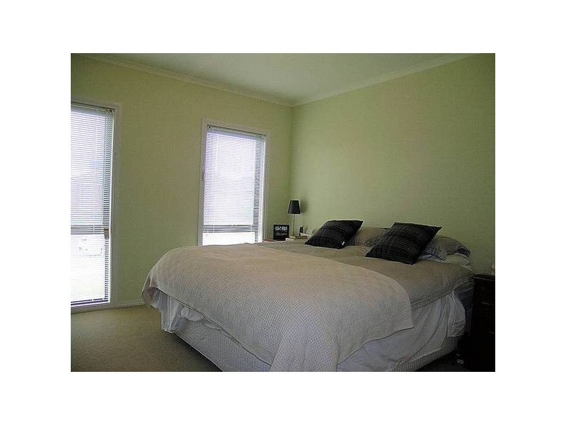 8 Bristol Way, Mildura VIC 3500