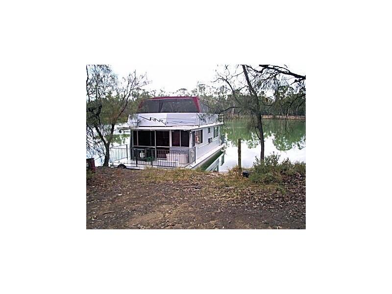 00 Houseboat Yelta, Wentworth NSW 2648