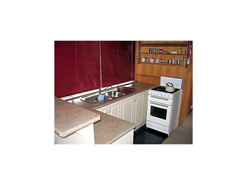 00 Houseboat Yelta, Wentworth NSW 2648