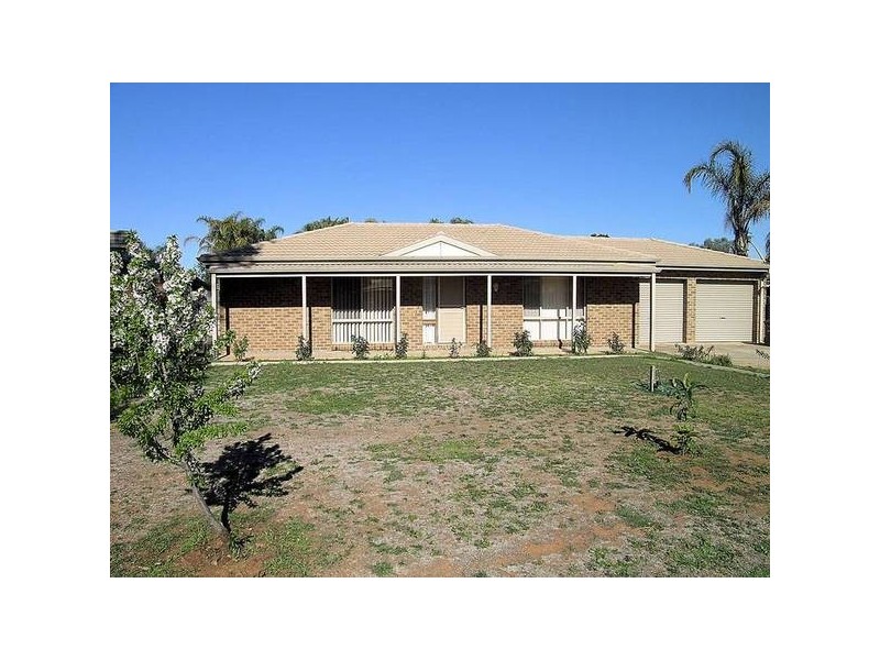 54 Riverside Avenue, Mildura VIC 3500