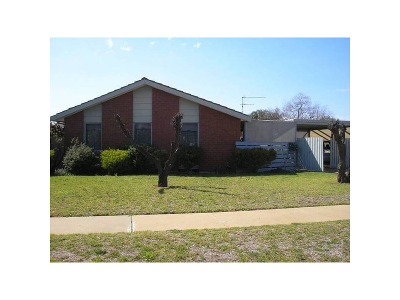 18 DeGaris Drive, Mildura VIC 3500