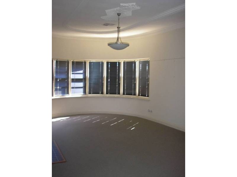 252 Deakin Avenue, Mildura VIC 3500