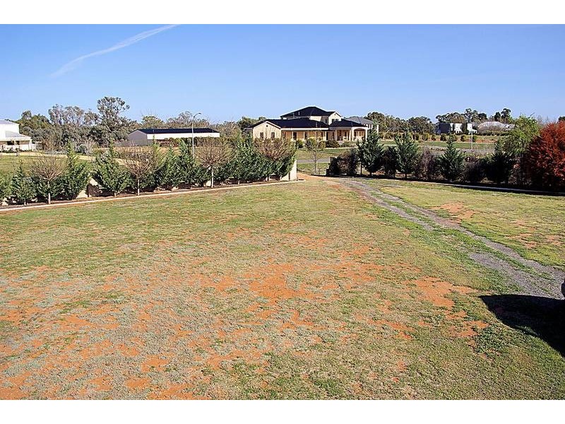36 Cobb & Co Way, Gol Gol NSW 2738