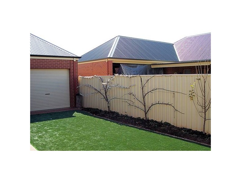 24 Marziano Drive, Mildura VIC 3500