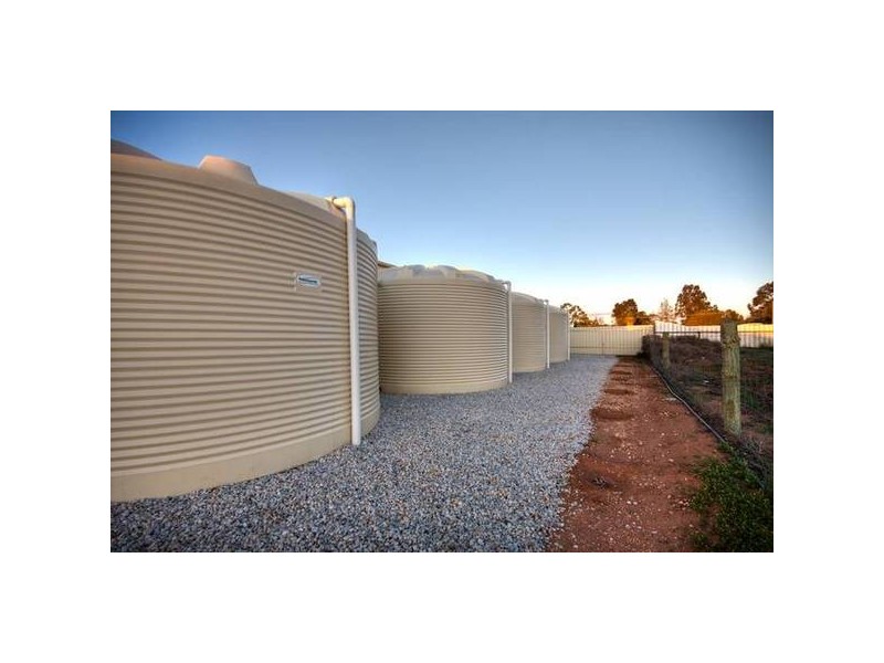 710 Cureton Avenue, Nichols Point VIC 3501