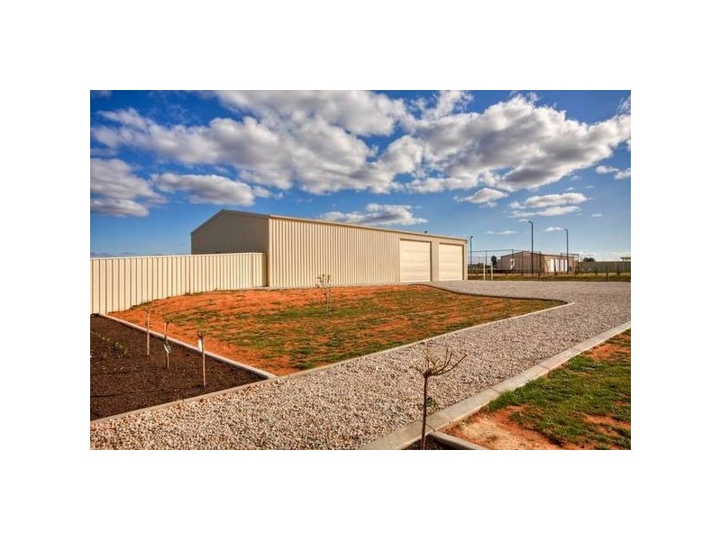 710 Cureton Avenue, Nichols Point VIC 3501