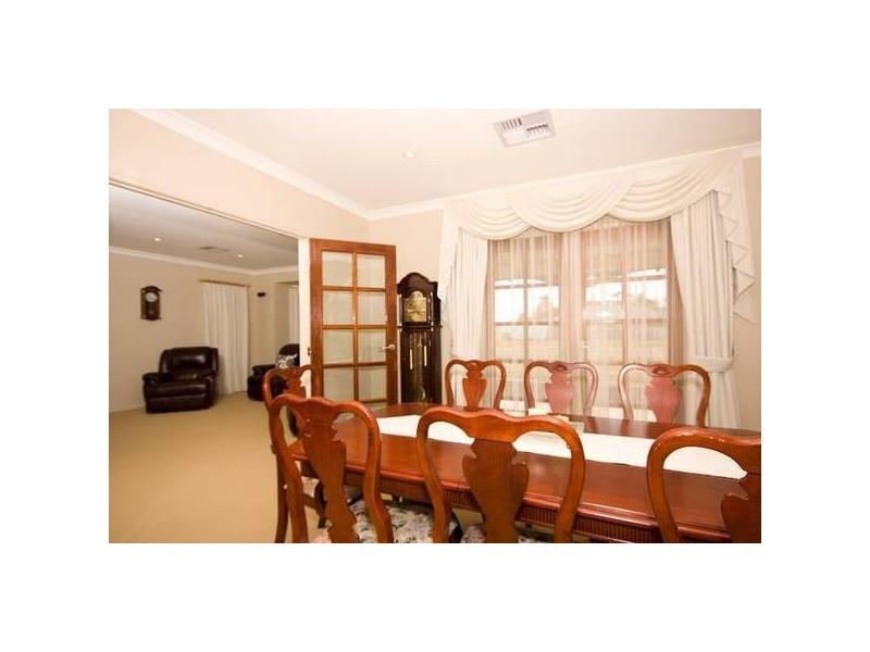 710 Cureton Avenue, Nichols Point VIC 3501