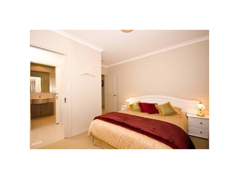 710 Cureton Avenue, Nichols Point VIC 3501