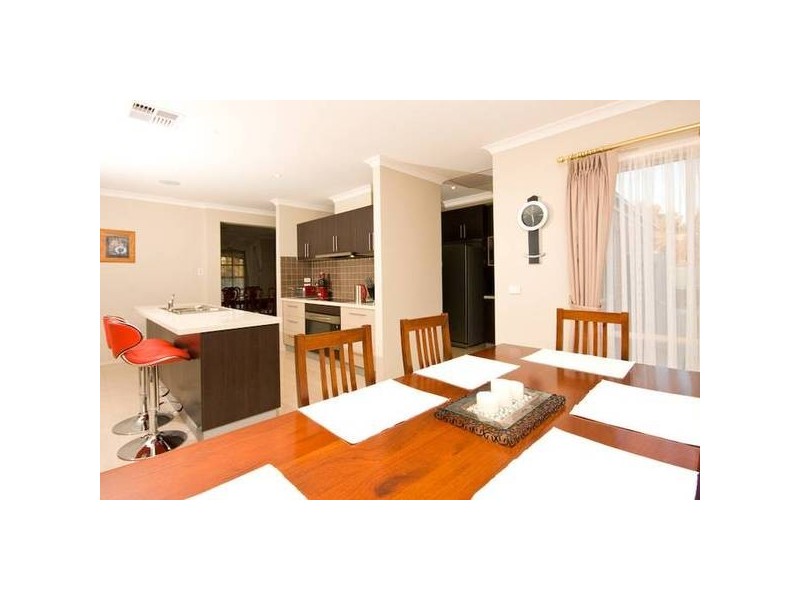 710 Cureton Avenue, Nichols Point VIC 3501