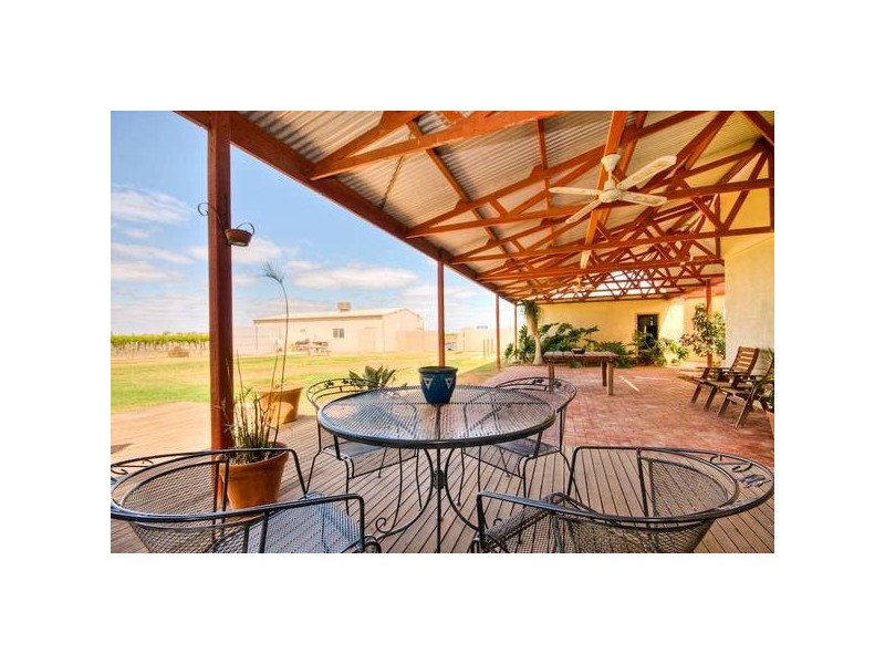 754 Walnut Avenue, Mildura VIC 3500