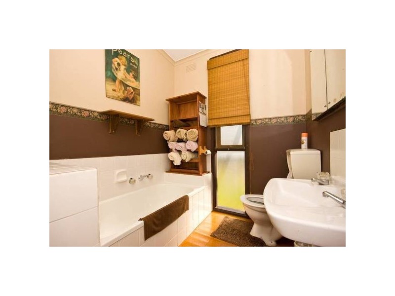 15 Lachlan Parade, Red Cliffs VIC 3496