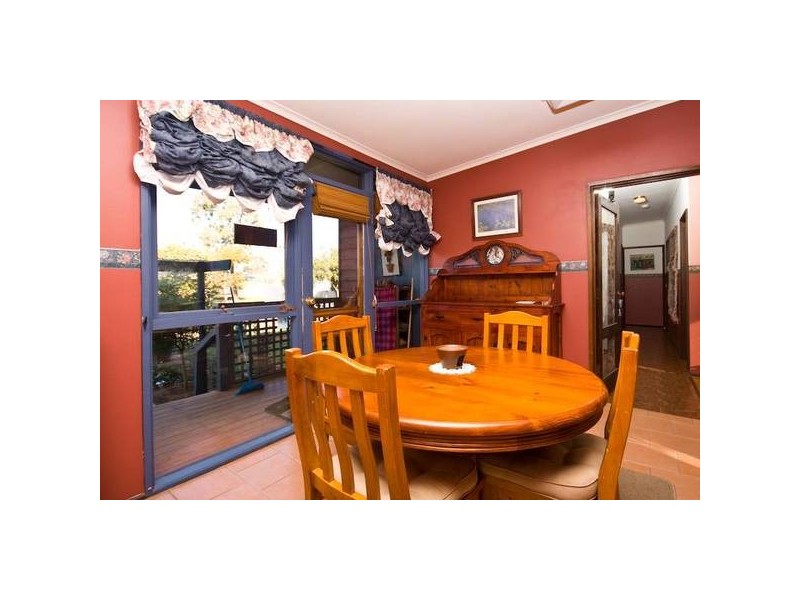 15 Lachlan Parade, Red Cliffs VIC 3496