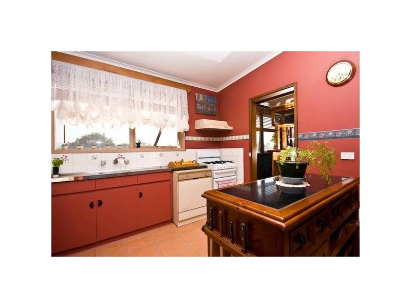 15 Lachlan Parade, Red Cliffs VIC 3496