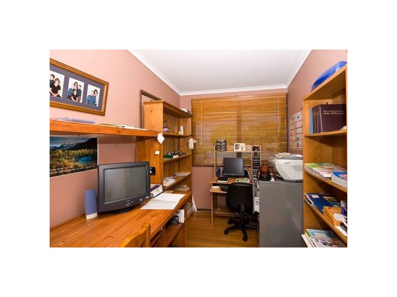 15 Lachlan Parade, Red Cliffs VIC 3496