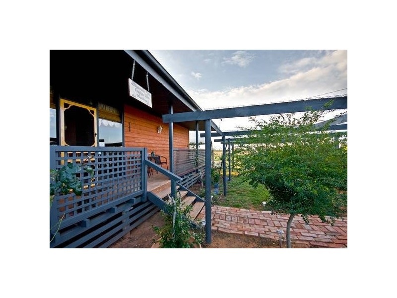 15 Lachlan Parade, Red Cliffs VIC 3496