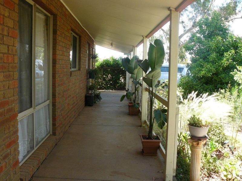 242a Oak Avenue, Mildura VIC 3500