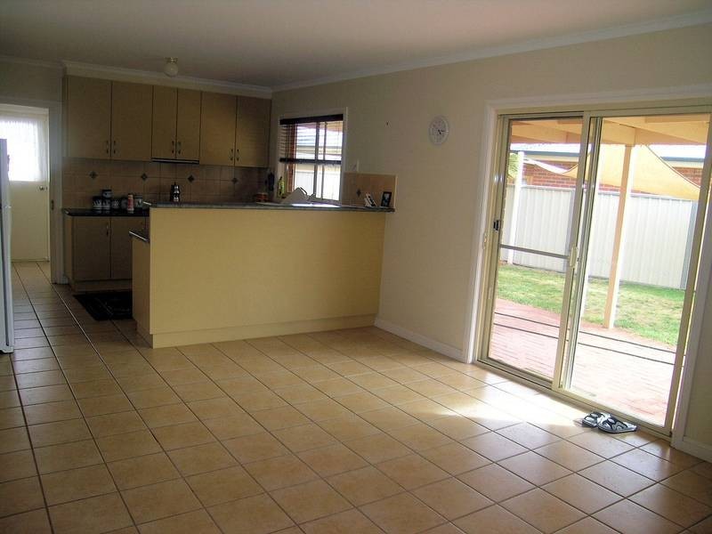 4 Sunset Court, Mildura VIC 3500