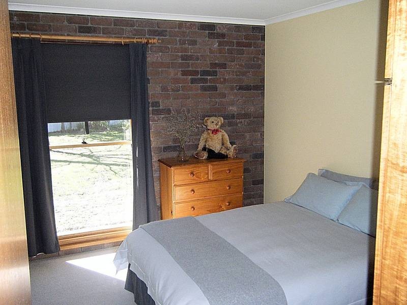 10 Tireel Drive, Nichols Point VIC 3501