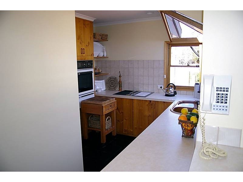 10 Tireel Drive, Nichols Point VIC 3501