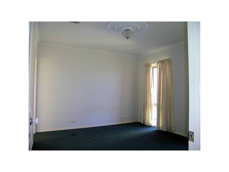 4 Thames Place, Mildura VIC 3500