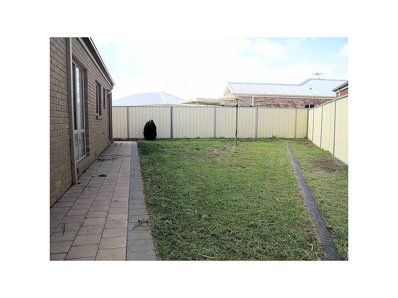 4 Thames Place, Mildura VIC 3500