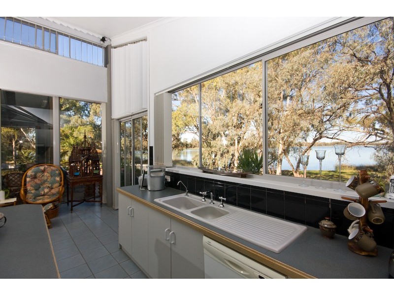 43 Cooke Street, Nichols Point VIC 3501