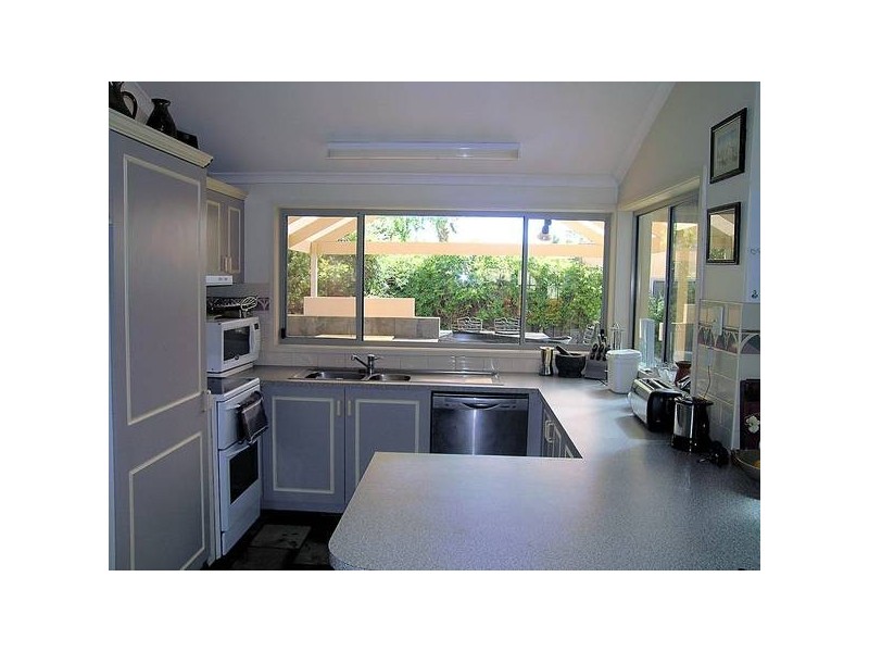 37 Riverside Avenue, Mildura VIC 3500