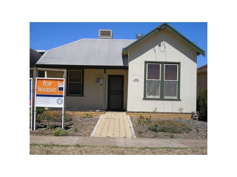 142 Pine Avenue, Mildura VIC 3500