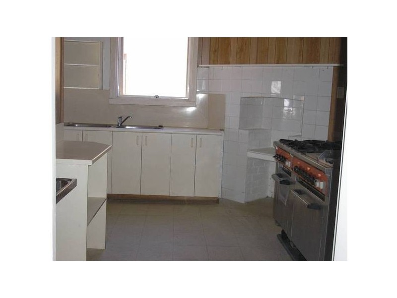 142 Pine Avenue, Mildura VIC 3500