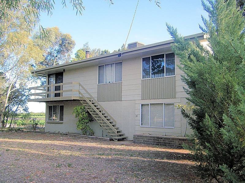 223 Dow Avenue, Cardross VIC 3496
