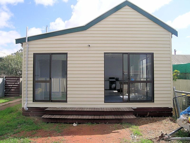 6 Pearl Avenue, Mildura VIC 3500