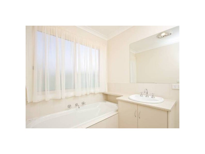 11 Cynthia Close, Mildura VIC 3500