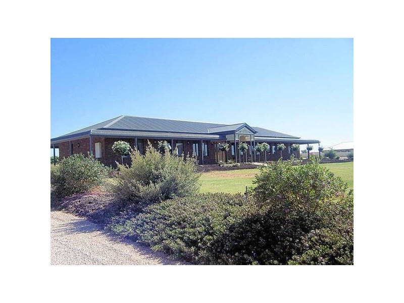 4 Cocklin Avenue, Red Cliffs VIC 3496