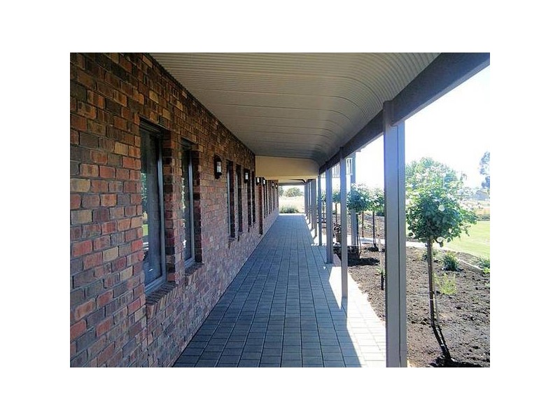 4 Cocklin Avenue, Red Cliffs VIC 3496