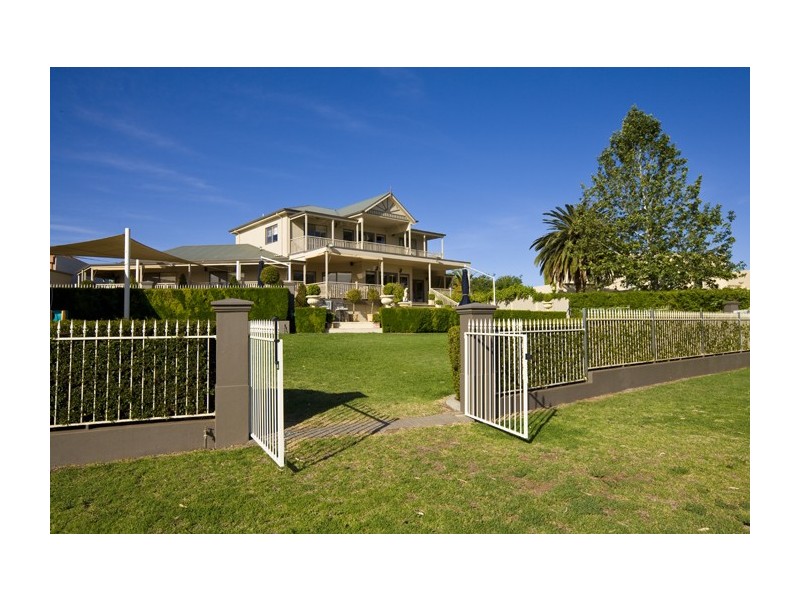 12 Riverview Rise, Gol Gol NSW 2738