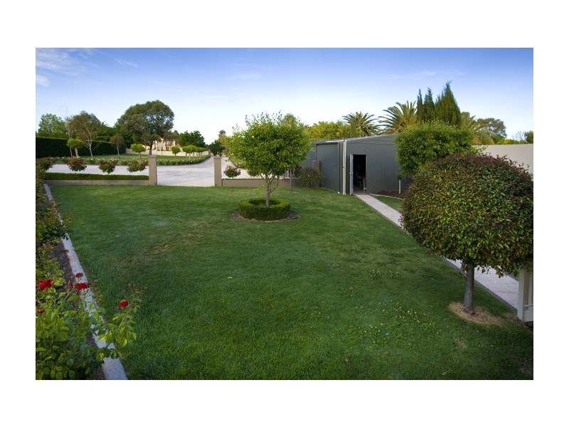 12 Riverview Rise, Gol Gol NSW 2738