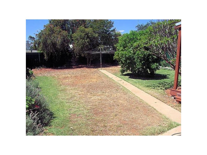 4 Campbell Grove, Mildura VIC 3500