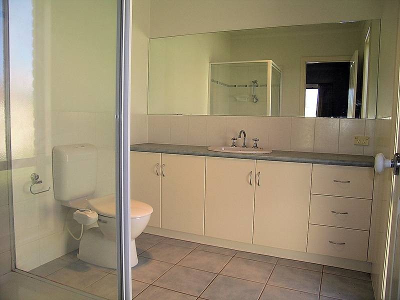 4 Thames Place, Mildura VIC 3500