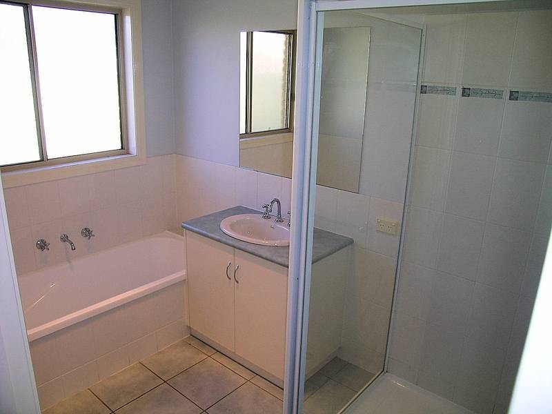 4 Thames Place, Mildura VIC 3500