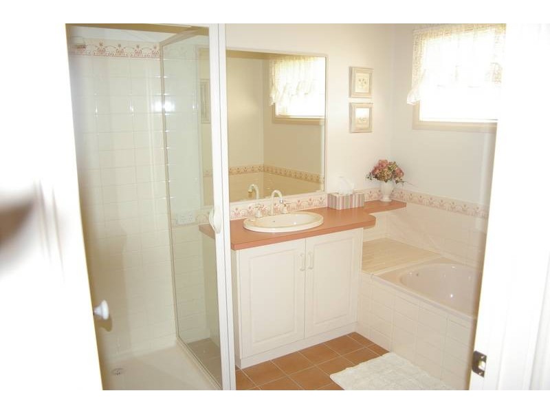 4 Topaz Court, Mildura VIC 3500