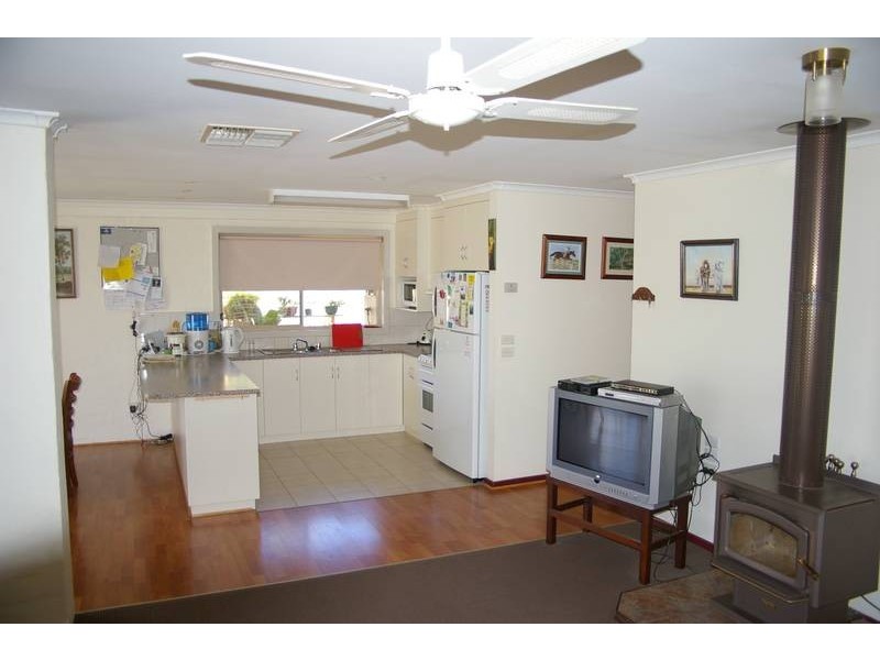 477 Walnut Avenue, Mildura VIC 3500