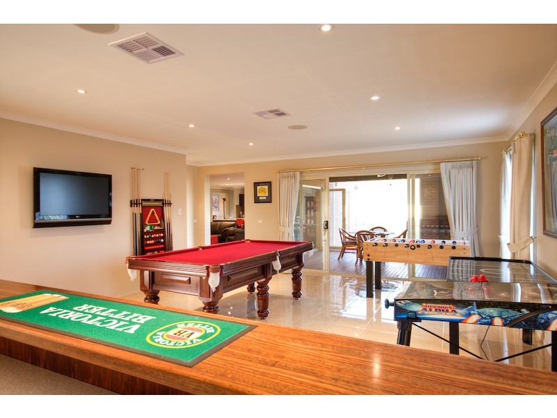 710 Cureton Avenue, Nichols Point VIC 3501