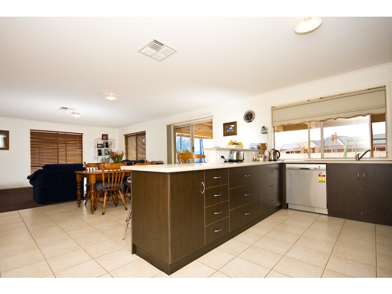 11 Annunziata Court, Mildura VIC 3500